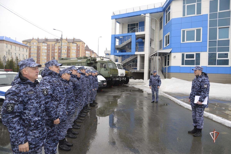 В Росгвардии состоялись мероприятия, приуроченные к переводу техники на летний период эксплуатации в условиях арктического региона