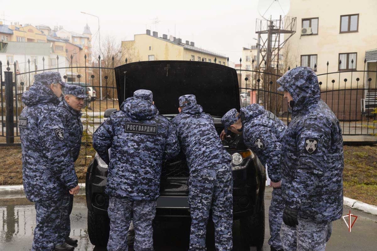 В Росгвардии состоялись мероприятия, приуроченные к переводу техники на летний период эксплуатации в условиях арктического региона