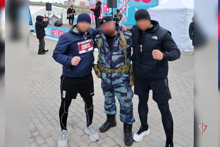 На Ямале сотрудники Росгвардии проверили свою выносливость во Всероссийском полумарафоне «ЗаБег.РФ»