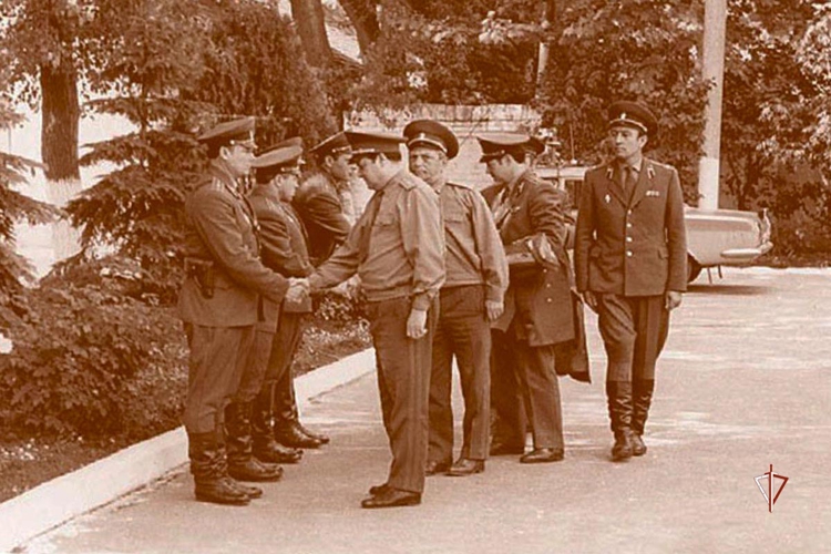 Росгвардия проводит памятные мероприятия в честь 107-летия генерала армии И.К. Яковлева