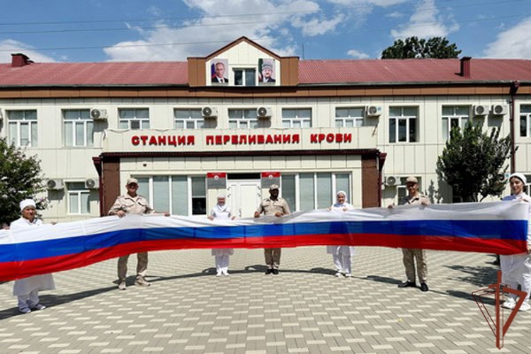 В Росгвардии проходят мероприятия, приуроченные ко Дню Государственного флага Российской Федерации 