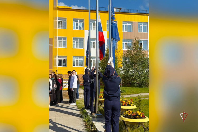 Росгвардия приняла участие в праздничных мероприятиях ко Дню знаний на Ямале