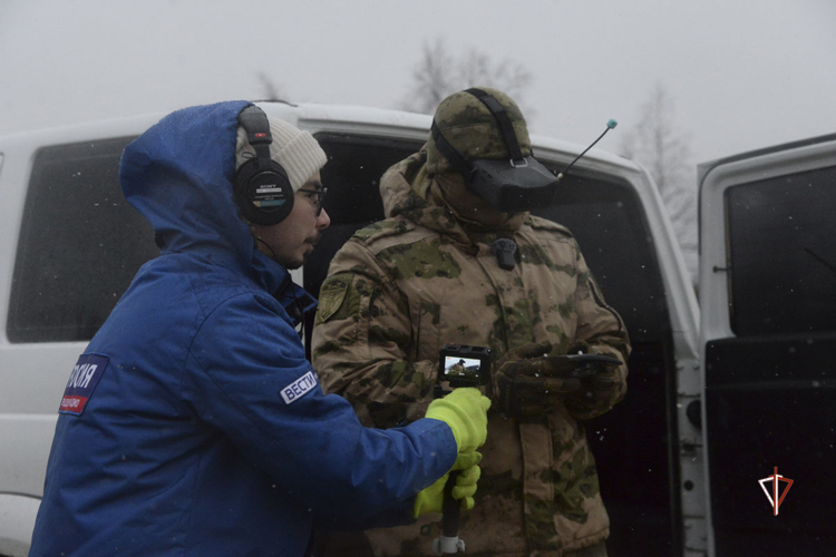 Два года на страже Арктики: СОБР  «Варк» Росгвардии показал секреты подготовки на Ямале