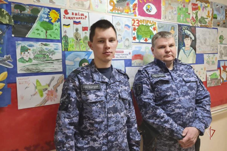 В Уренгое росгвардейцы приняли участие в тематическом квизе ко Дню победы в битве за Кавказ