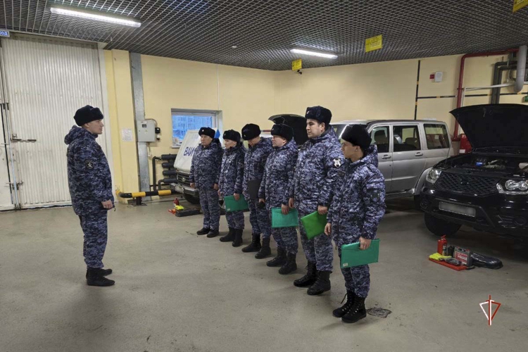 Росгвардия завершила перевод вооружения, военной и специальной техники на зимний период эксплуатации на Ямале