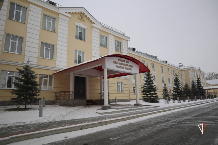 Оперативный сбор с руководящим составом Уральского округа Росгвардии проходит в Екатеринбурге
