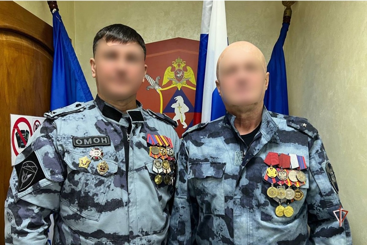 На Ямале росгвардейцы почтили память героев Отечества