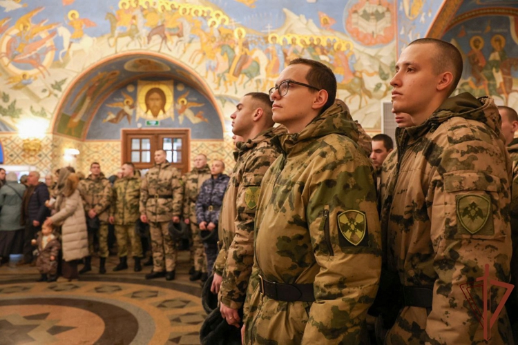 В главном храме Росгвардии прошло крещенское богослужение
