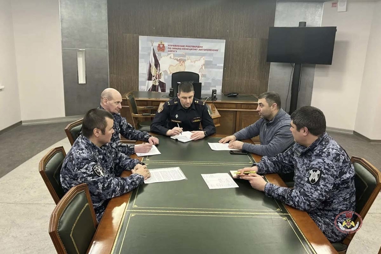 На Ямале Росгвардия обсудила качество охраны школ и меры антитеррористической защиты