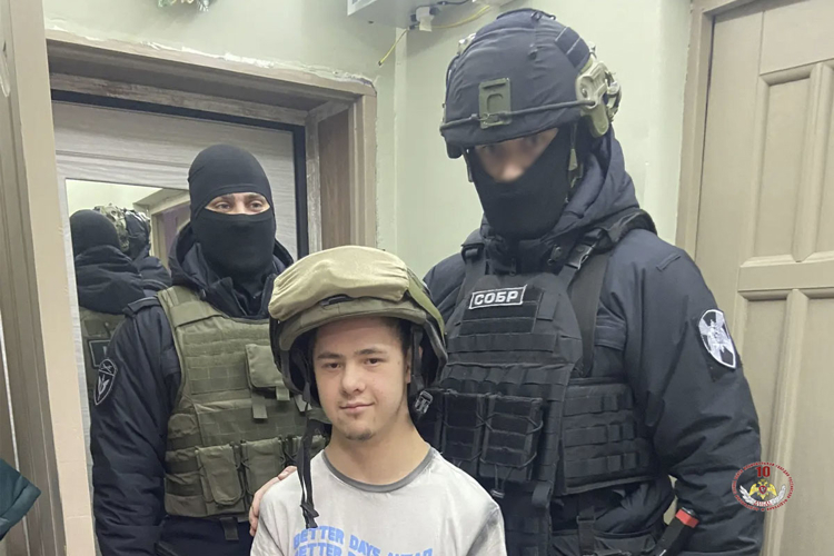 Бойцы Росгвардии исполнили мечту молодого ямальца  в рамках акции «Ёлка желаний»