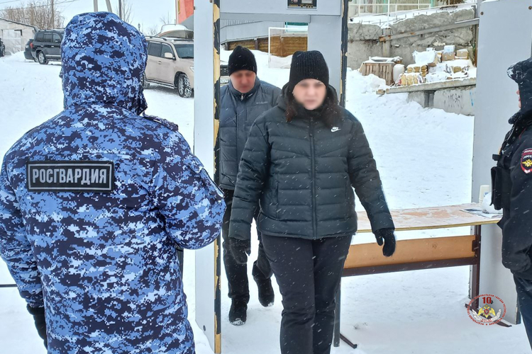 Росгвардия обеспечила безопасность массовых мероприятий в праздничные дни на Ямале