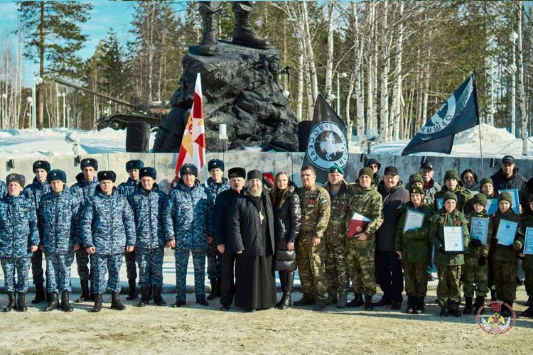 На Ямале росгвардейцы и воспитанники ВПК «Гвардеец» приняли торжественную присягу (видео)