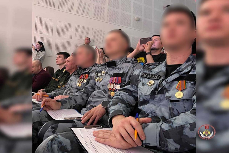 Оценивали, следили, вдохновляли: бойцы ОМОН «Север» вошли в жюри патриотического конкурса «Орлята Ямала-2026»