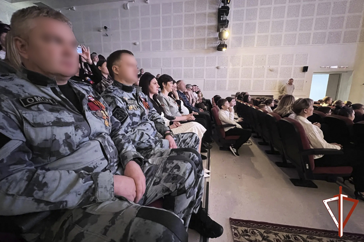 На Ямале сотрудники ОМОН «Север» приняли участие в патриотических мероприятиях ко Дню Победы