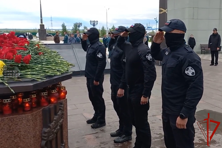 Росгвардия присоединилась к акции «Свеча памяти» на Ямале (ВИДЕО)