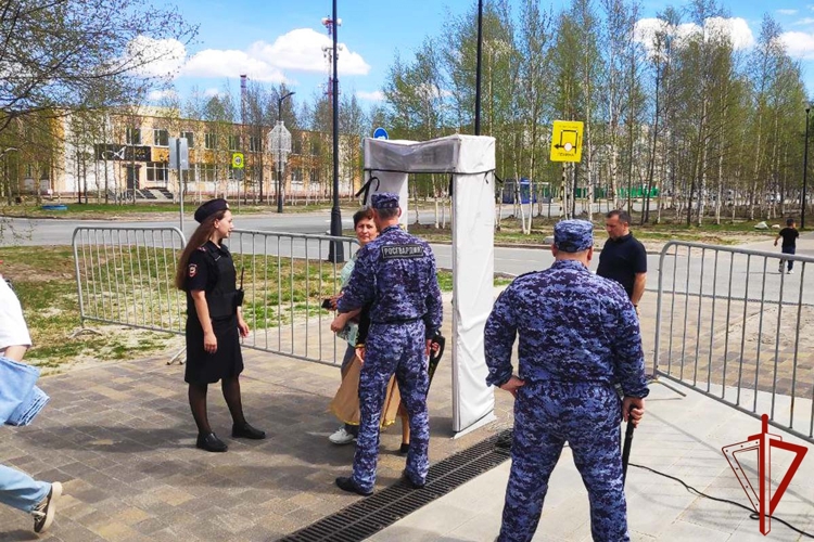 Росгвардия обеспечила безопасность праздника Сабантуй на Ямале