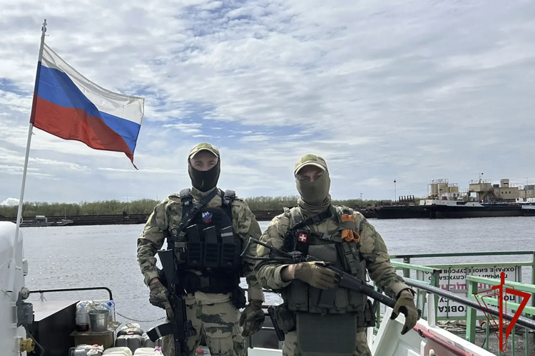Росгвардия и служба биоресурсов проводят совместные рейды на реках Ямала (видео)