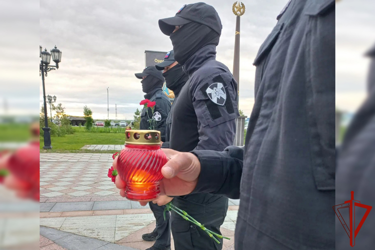 Росгвардия присоединилась к акции «Свеча памяти» на Ямале (ВИДЕО)