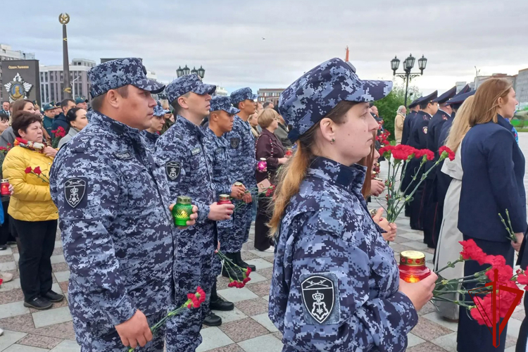 Росгвардия присоединилась к акции «Свеча памяти» на Ямале (ВИДЕО)
