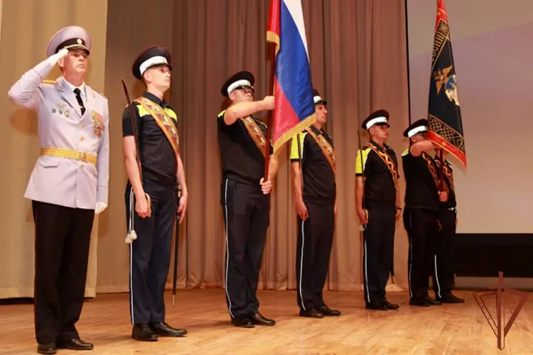 Сотрудники вневедомственной охраны Уральского округа Росгвардии завершили курс профессиональной подготовки