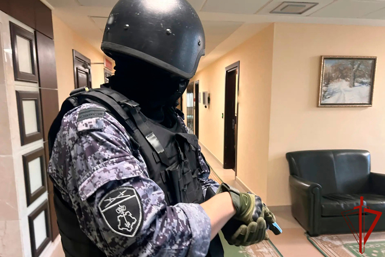 На Ямале вневедомственная охрана Росгвардии отработала действия при тревоге на охраняемом объекте