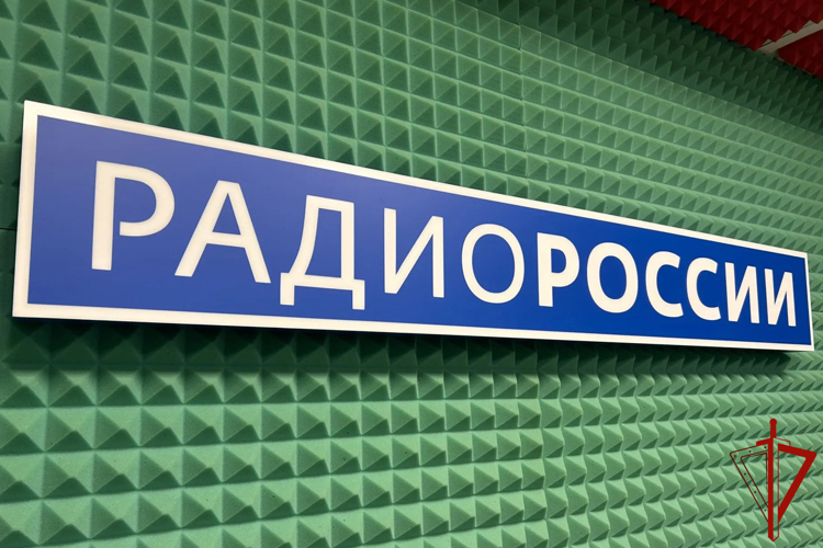 На Ямале офицер Росгвардии рассказал в эфире о службе и ведомственных вузах